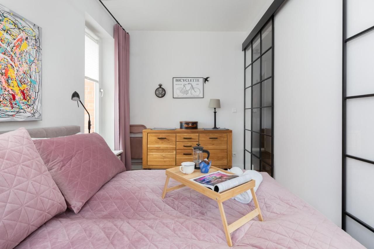Charming Old Town By Renters Lägenhet